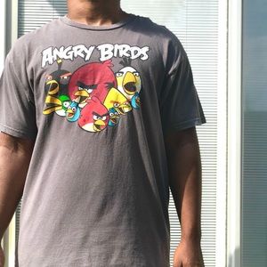 Fifth Sun Angry Birds Grey T Shirt. 🦜🦜🦜